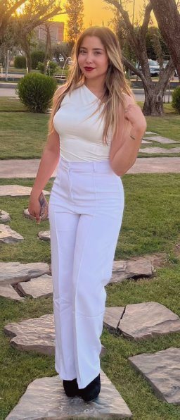 Soukaina F. — Modèle promotionnel Vista Events, talent événementiel multilingue à Casablanca, Maroc